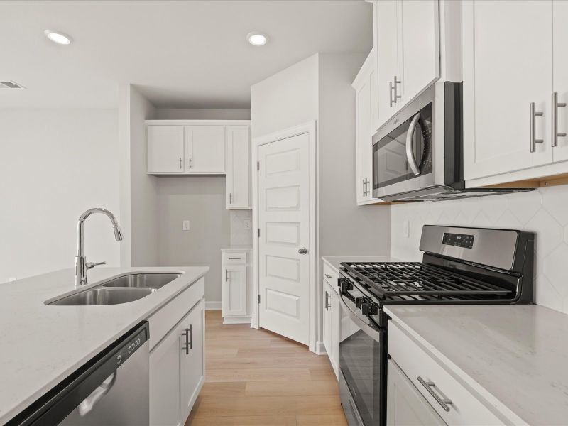 Welcome to the Topaz floorplan at Valentine Townes.