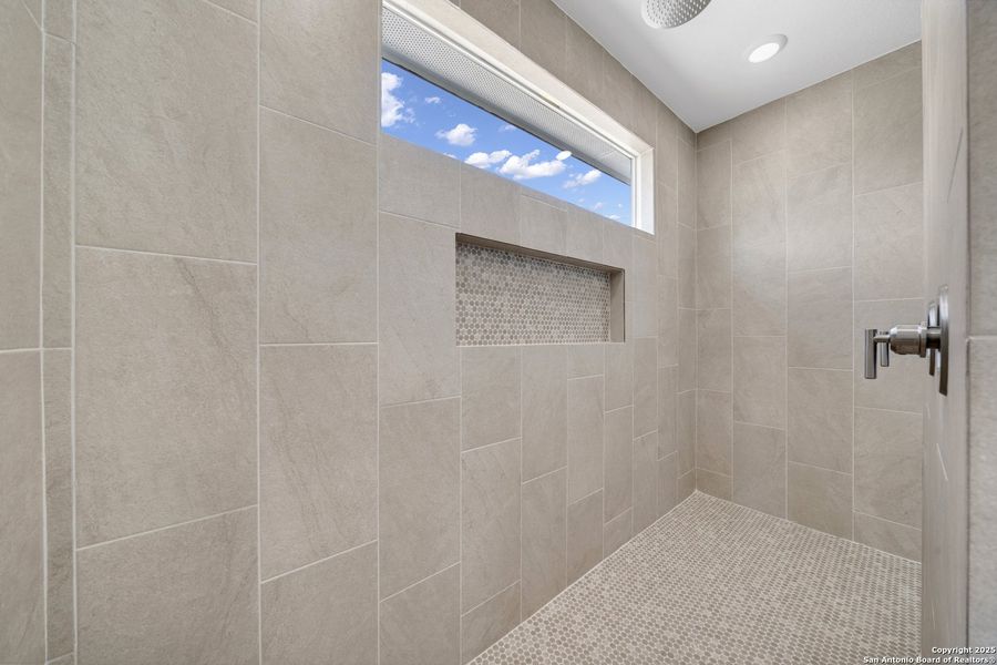 Image 33 of a home in . Image 33 of a home in .