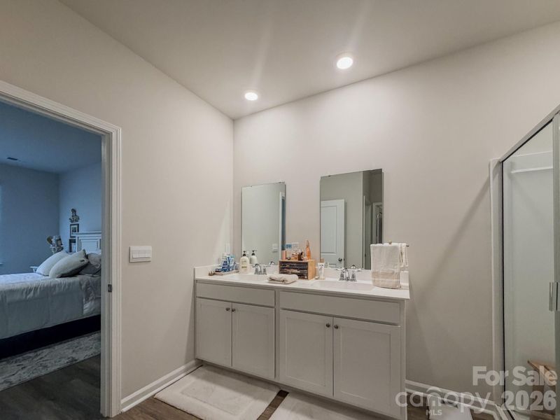 Furnished interior view inside a new home in , Longs (Image 15).