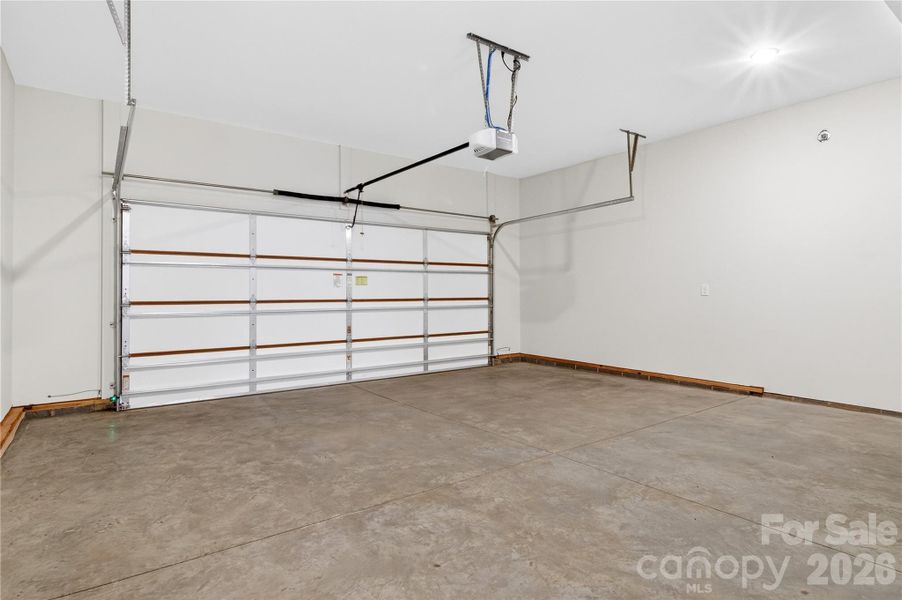 Spacious, unfurnished interior of a new home in , Troutman (Image 35).