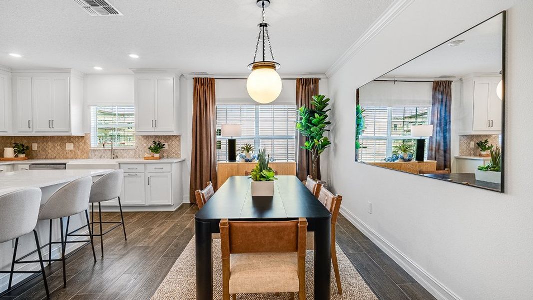 2411 Flagler Dining 3of3 F2 Base2 2411 Flagler Dining 3of3 F2 Base2