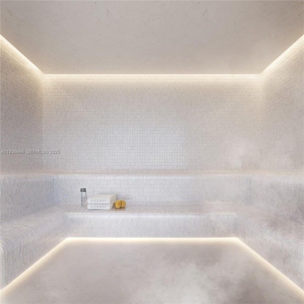 Spacious, unfurnished interior of a new home in , Fort Lauderdale (Image 11).