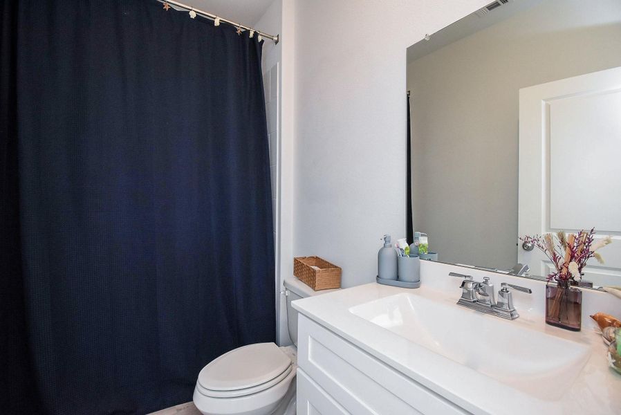 Furnished interior view inside a new home in , Alvin (Image 10).