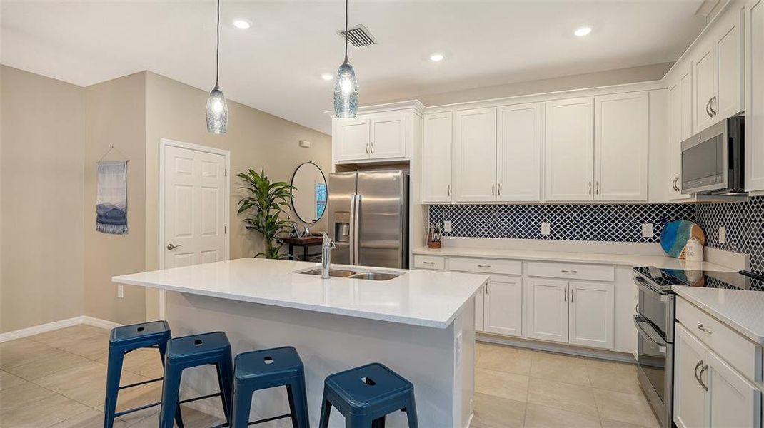 Furnished interior view inside a new home in , Lakewood Ranch (Image 18).