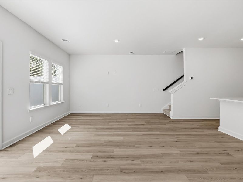 Spacious, unfurnished interior of a new home in Courts at Brook Run, Moncks Corner (Image 12).