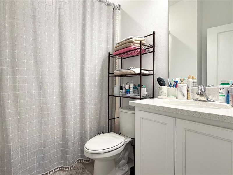 Furnished interior view inside a new home in , Deltona (Image 8).