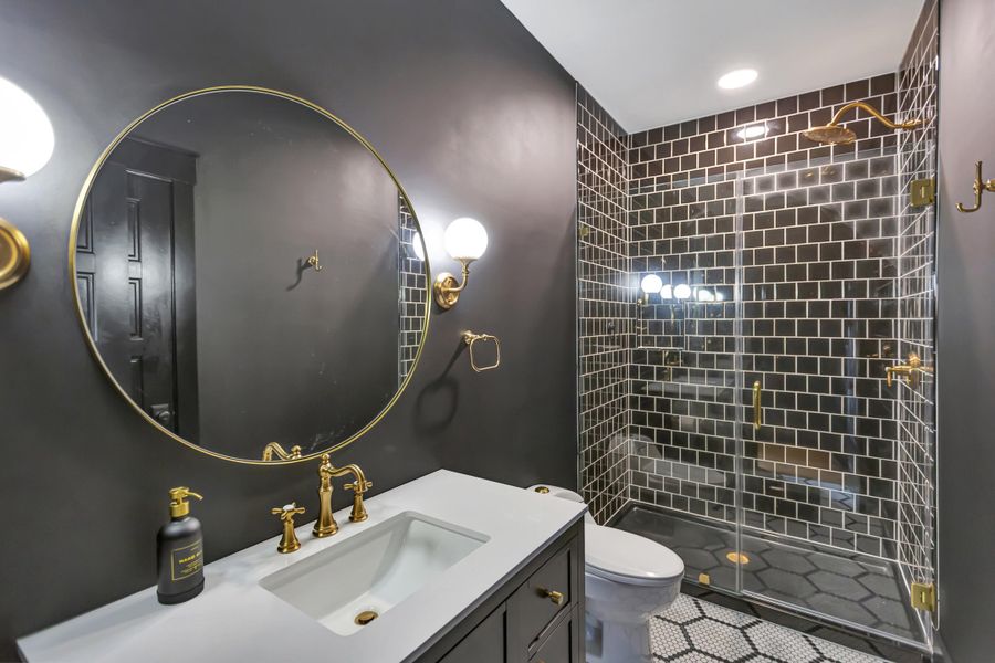 Furnished interior view inside a new home in , Wando (Image 37).