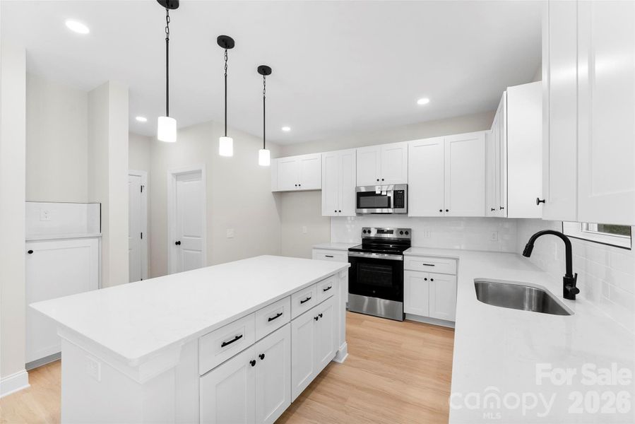 Furnished interior view inside a new home in , Kannapolis (Image 9).