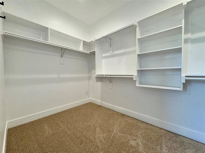 Spacious, unfurnished interior of a new home in , Gun Barrel City (Image 17). Spacious, unfurnished interior of a new home in , Gun Barrel City (Image 17).