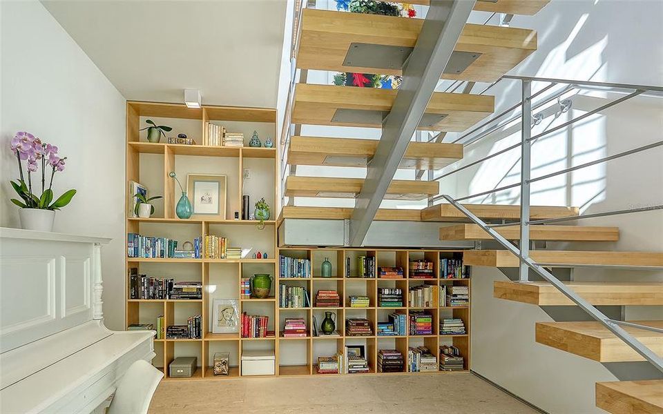 Furnished interior view inside a new home in , Sarasota (Image 10).
