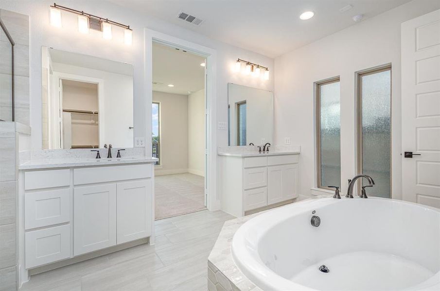 Furnished interior view inside a new home in Cambridge Crossing 50', Celina (Image 6).