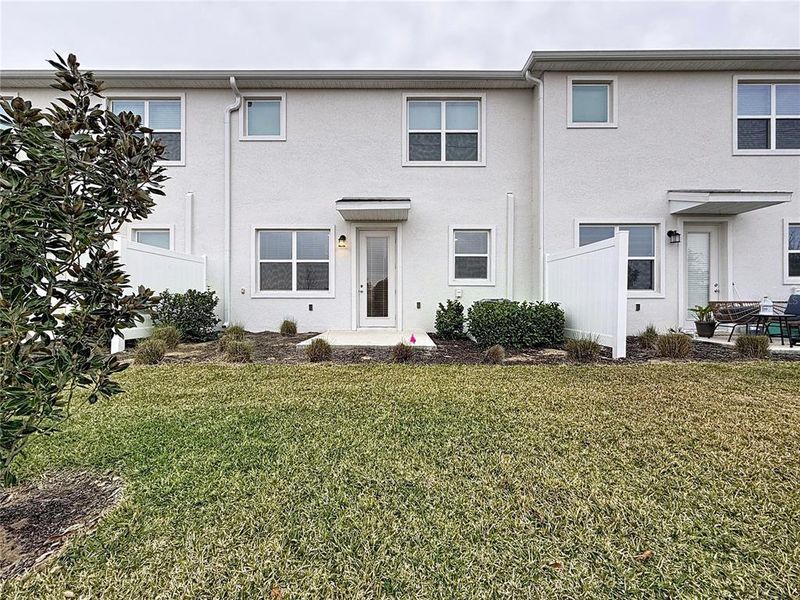 Exterior details and patio area of a home in , Davenport (Image 4).