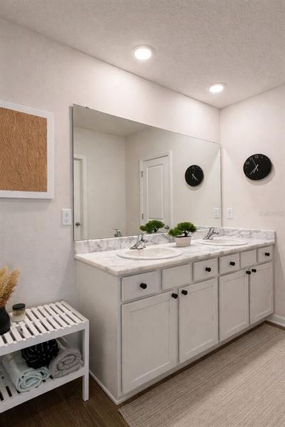 Furnished interior view inside a new home in Star Farms at Lakewood Ranch, Bradenton (Image 40). Furnished interior view inside a new home in Star Farms at Lakewood Ranch, Bradenton (Image 40).