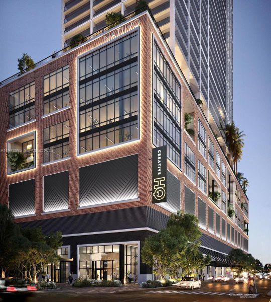 Condo located in Miami, FL showcasing its design and architecture (Image 22).