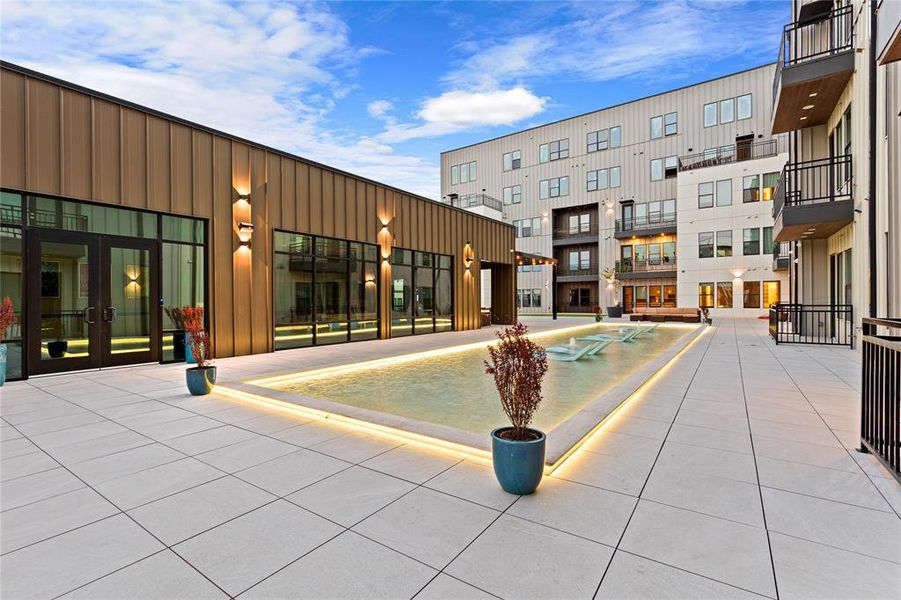 Community amenities in , Dallas (Image 30).