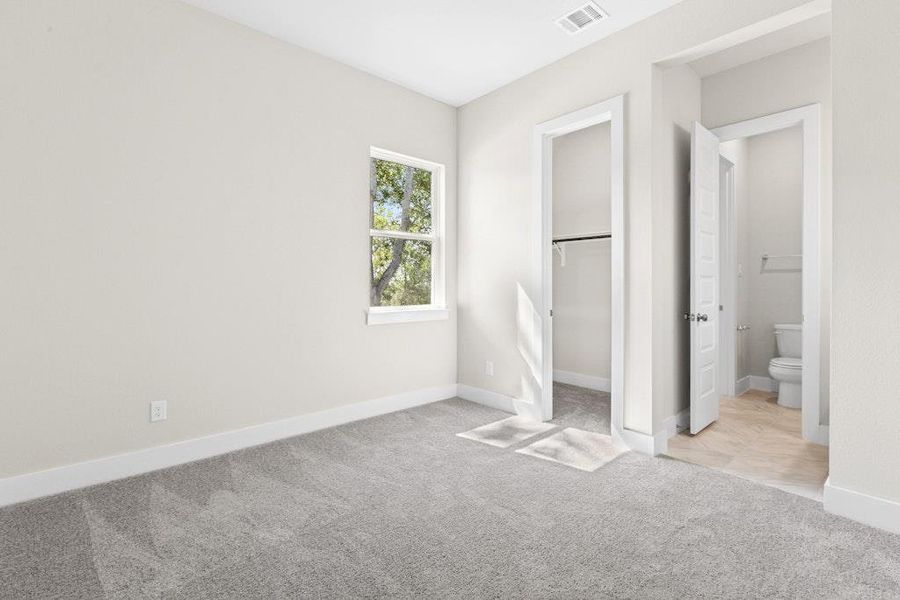 Spacious, unfurnished interior of a new home in Double Eagle Ranch, Cedar Creek (Image 13). Spacious, unfurnished interior of a new home in Double Eagle Ranch, Cedar Creek (Image 13).