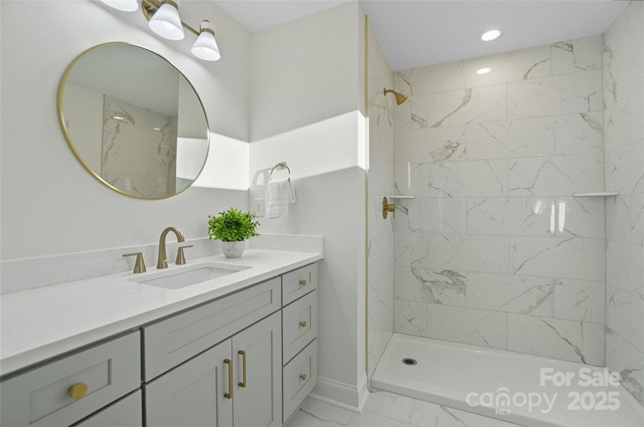 Secondary Suite - Full Bathroom