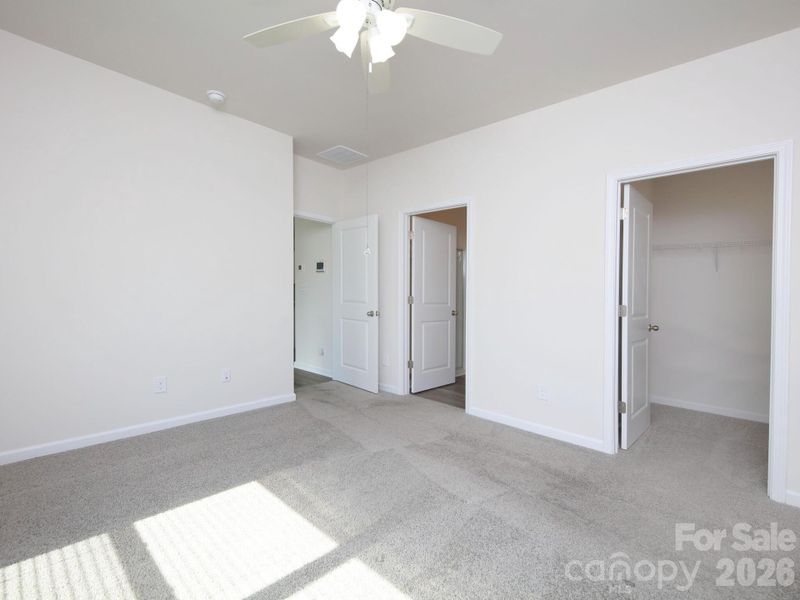 Spacious, unfurnished interior of a new home in Villas at Sherrills Ford, Terrell (Image 34).