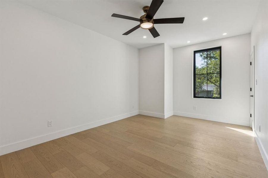 Spacious, unfurnished interior of a new home in , Dallas (Image 21).