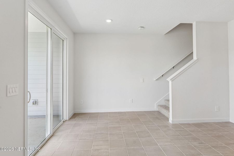 Spacious, unfurnished interior of a new home in Parkside at Shearwater, St. Augustine (Image 26).
