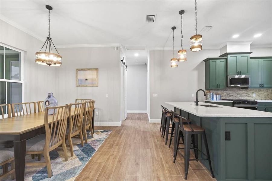 Furnished interior view inside a new home in , Umatilla (Image 29). Furnished interior view inside a new home in , Umatilla (Image 29).