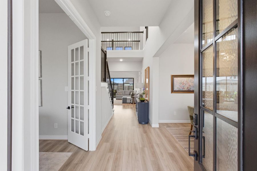 Furnished interior view inside a new home in Sunterra 45ft, Katy (Image 15).