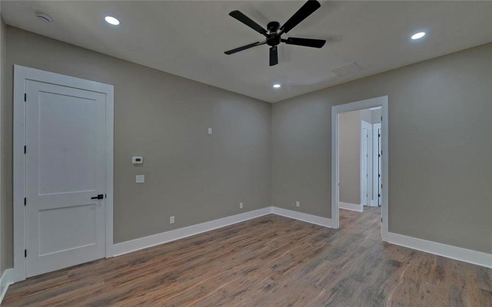Spacious, unfurnished interior of a new home in , Dahlonega (Image 28). Spacious, unfurnished interior of a new home in , Dahlonega (Image 28).