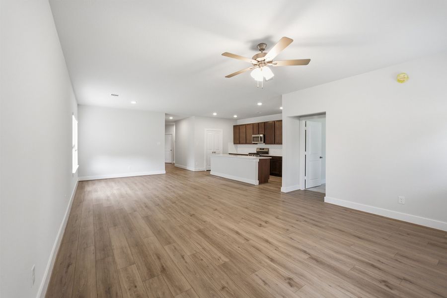 Spacious, unfurnished interior of a new home in Cypress Green, Hockley (Image 21). Spacious, unfurnished interior of a new home in Cypress Green, Hockley (Image 21).