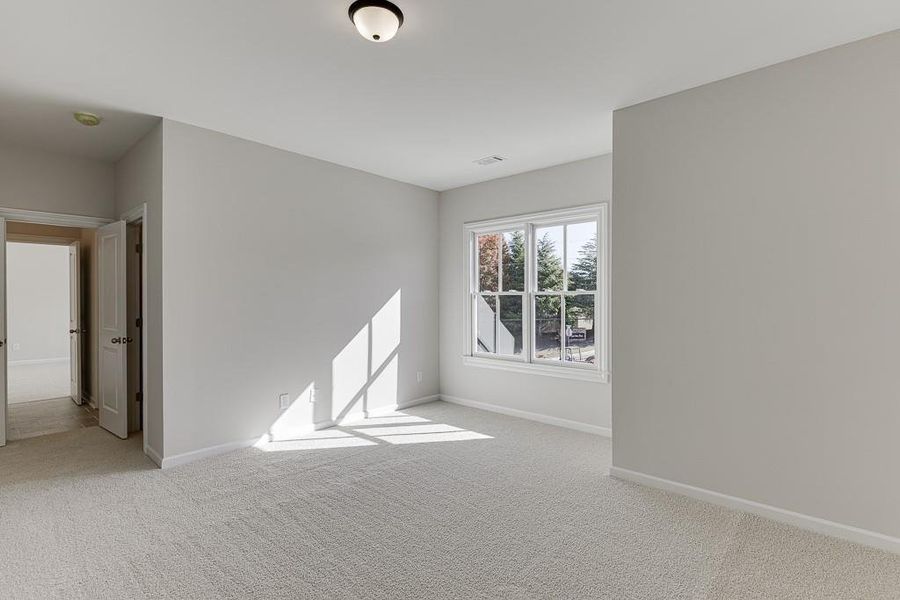 Spacious, unfurnished interior of a new home in , Buford (Image 38).