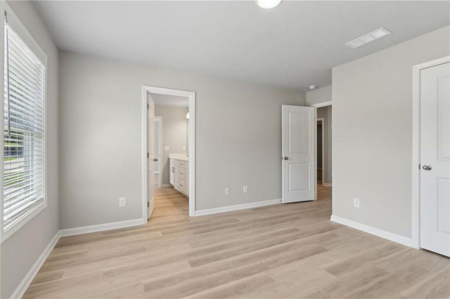 Spacious, unfurnished interior of a new home in , Hoschton (Image 44). Spacious, unfurnished interior of a new home in , Hoschton (Image 44).