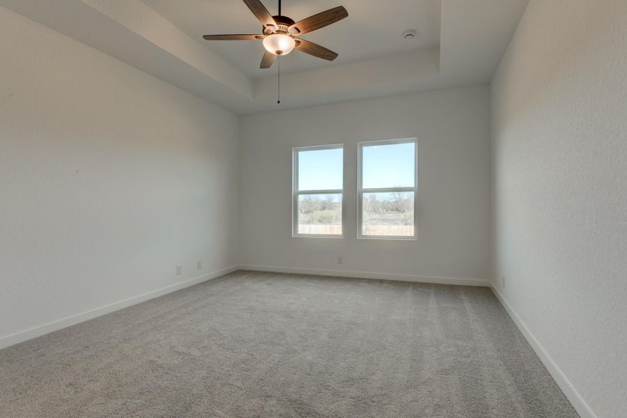 Representative unfurnished interior of a home built from the Hayes by Ashton Woods in Hennersby Hollow, San Antonio (Image 11).