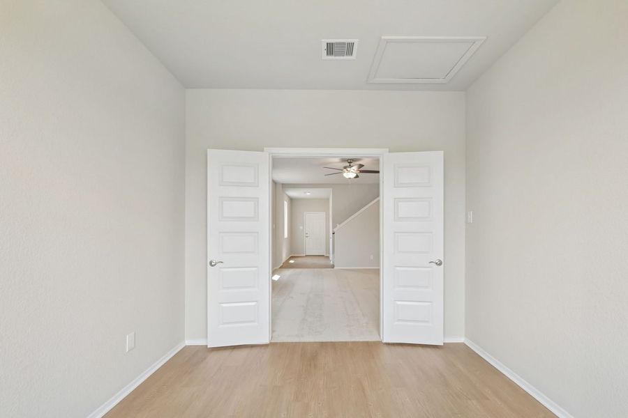 Spacious, unfurnished interior of a new home in Azalea, Pattison (Image 20). Spacious, unfurnished interior of a new home in Azalea, Pattison (Image 20).