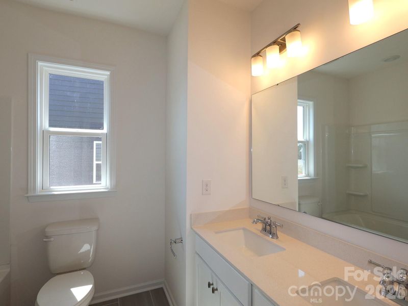 Secondary bedroom