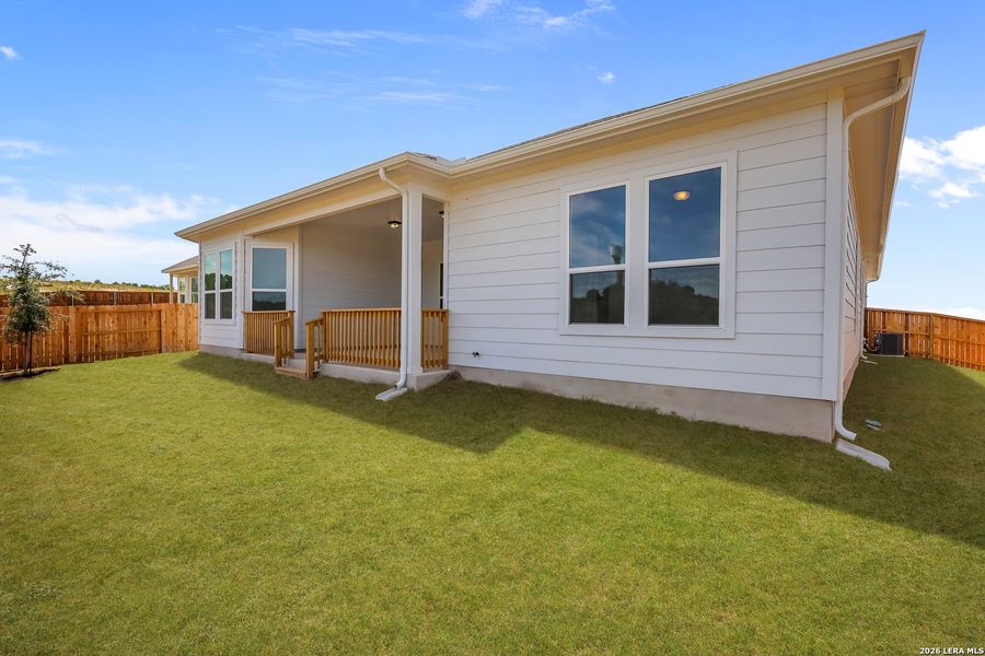 Exterior details and patio area of a home in Homestead, Schertz (Image 4).