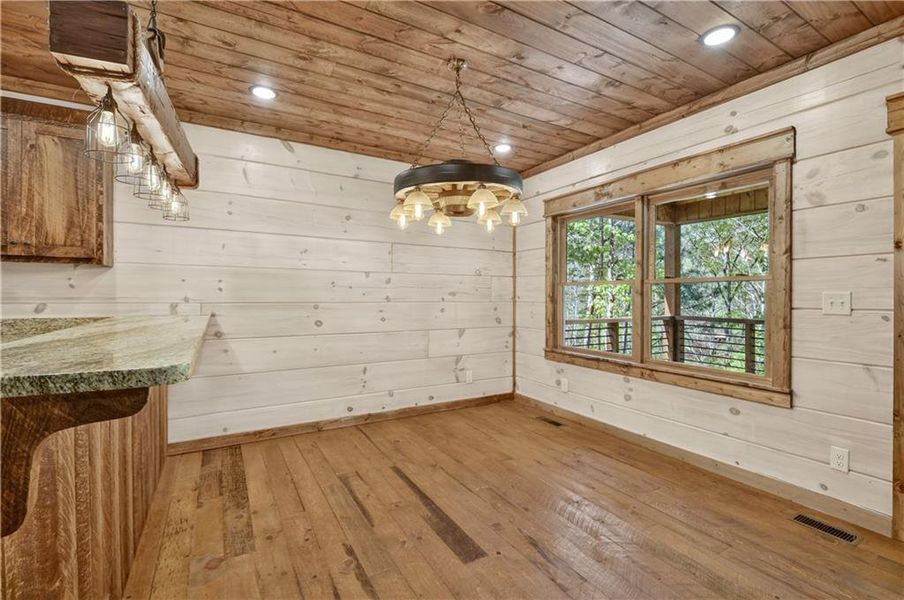 Spacious, unfurnished interior of a new home in , Ellijay (Image 19).