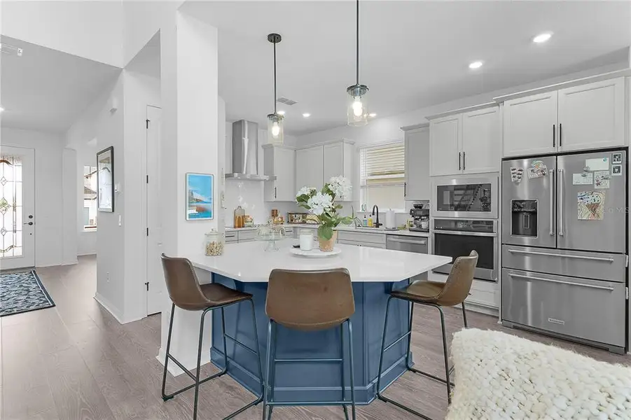 Furnished interior view inside a new home in , Clermont (Image 33).