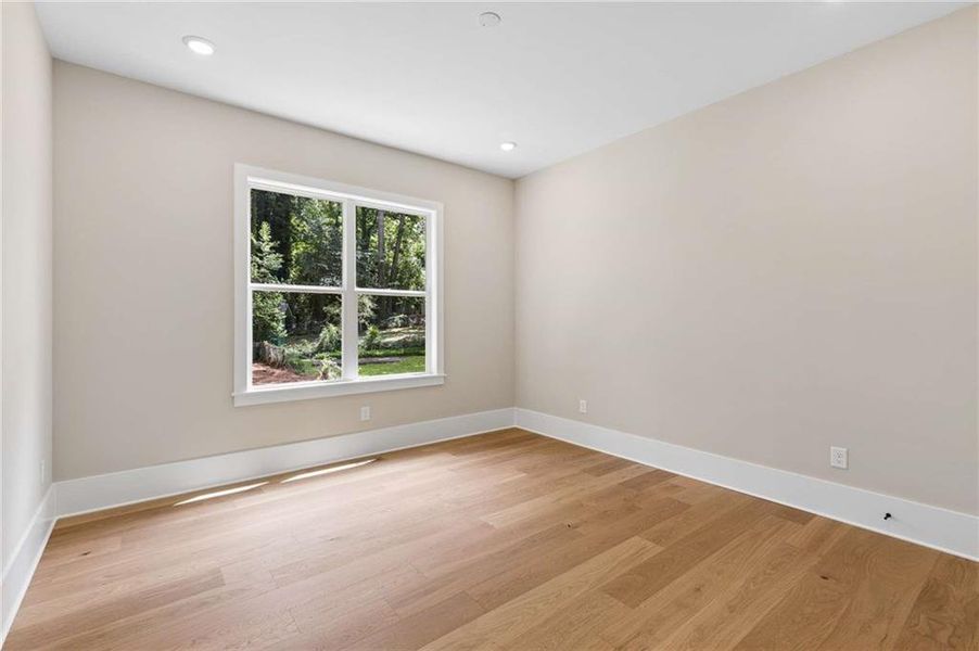 Spacious, unfurnished interior of a new home in , Atlanta (Image 67). Spacious, unfurnished interior of a new home in , Atlanta (Image 67).