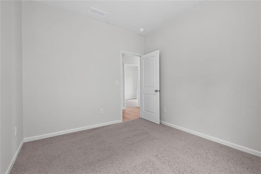 Spacious, unfurnished interior of a new home in Southbend, Rome (Image 28). Spacious, unfurnished interior of a new home in Southbend, Rome (Image 28).