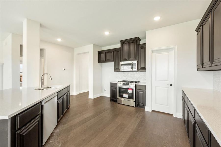 Furnished interior view inside a new home in Homestead at Daniel Farms Phase 2, DeSoto (Image 8). Furnished interior view inside a new home in Homestead at Daniel Farms Phase 2, DeSoto (Image 8).