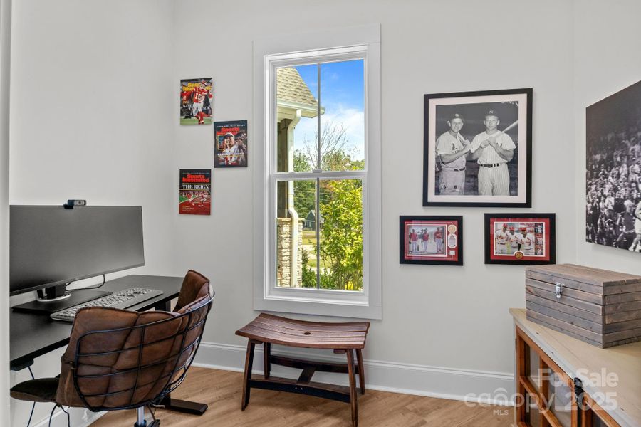 Furnished interior view inside a new home in , Lincolnton (Image 29).