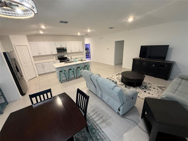 Furnished interior view inside a new home in , Wimauma (Image 4).