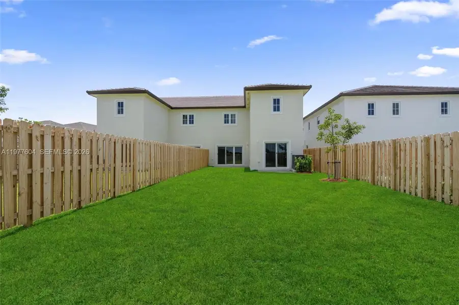 Exterior details and patio area of a home in , Homestead (Image 20).