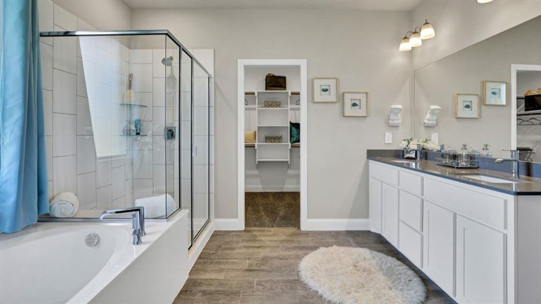 Furnished interior view inside a new home in Lakeview Pointe, Grand Prairie (Image 18).