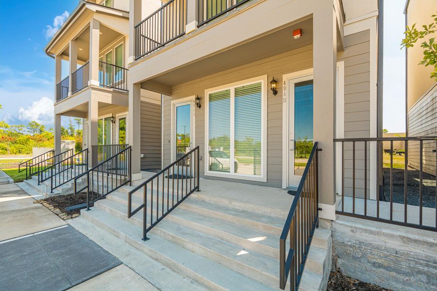 Front exterior of a new home in , Shenandoah, TX, highlighting curb appeal (Image 1). Front exterior of a new home in , Shenandoah, TX, highlighting curb appeal (Image 1).