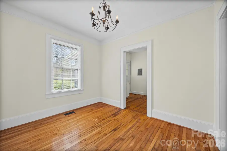 Spacious, unfurnished interior of a new home in , York (Image 10).