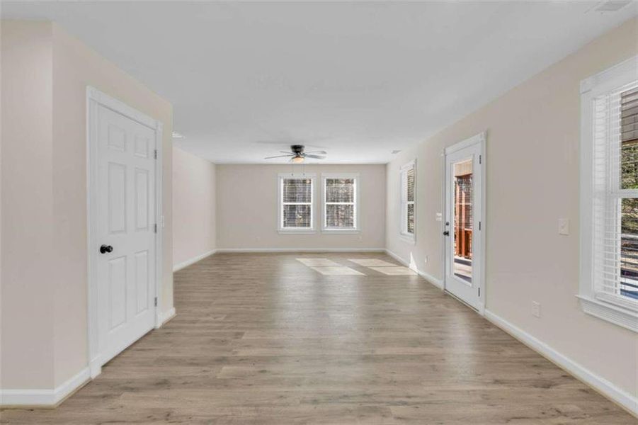 Spacious, unfurnished interior of a new home in , Temple (Image 22).
