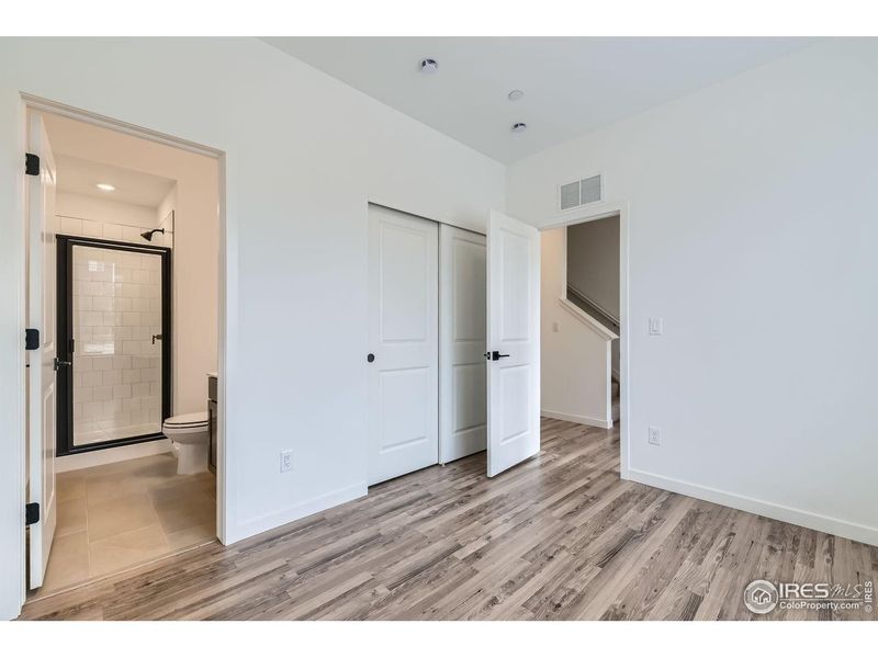 Spacious, unfurnished interior of a new home in Parkside West at Baseline, Broomfield (Image 23). Spacious, unfurnished interior of a new home in Parkside West at Baseline, Broomfield (Image 23).
