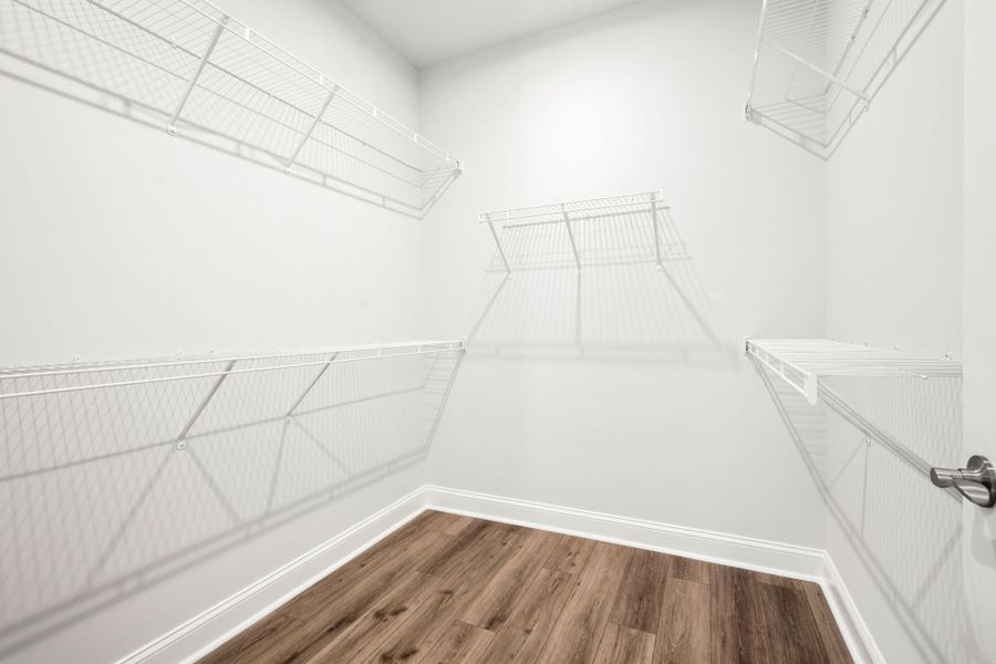 Spacious, unfurnished interior of a new home in Sun City Hilton Head, Bluffton (Image 30).