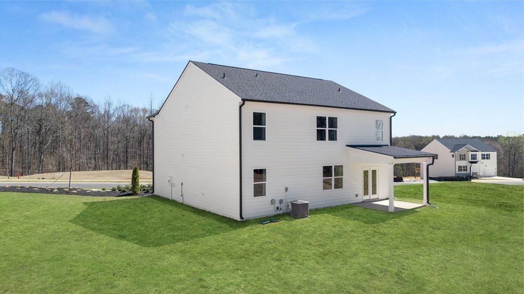 Representative exterior details of a home built from the HAYDEN Express by D.R. Horton in WillowBrook, Winder (Image 4).