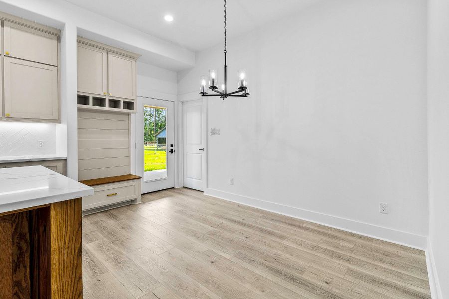 Spacious, unfurnished interior of a new home in , Onalaska (Image 26).